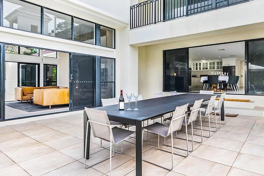 Maleny Chateau 5 Bed , Pool, Country Experience, Creek, Gym Balmoral Ridge Holiday home