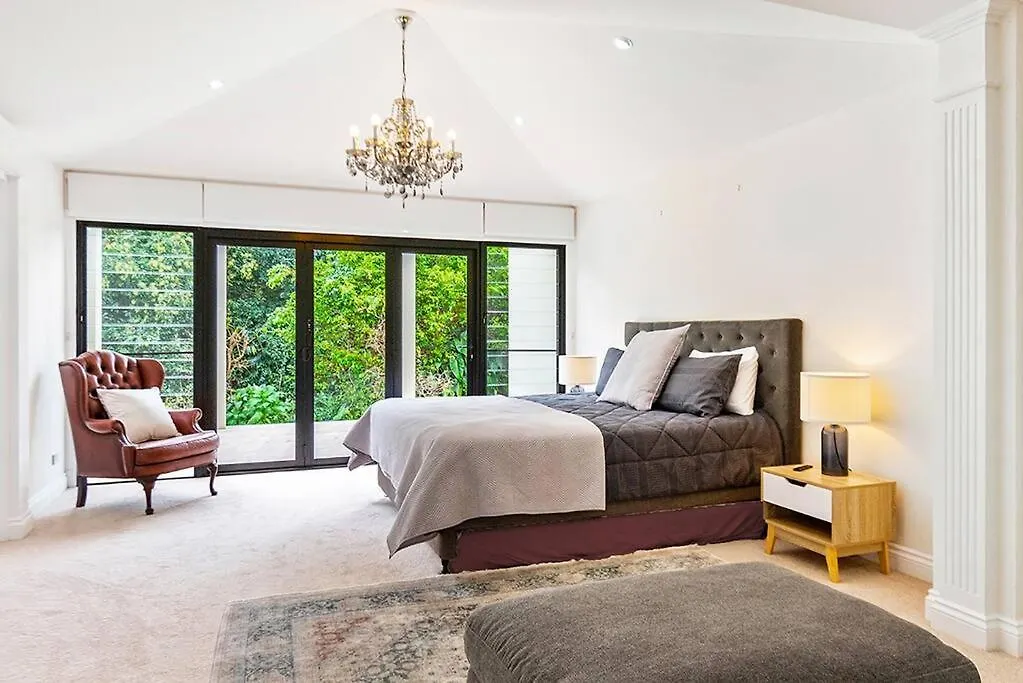 Maleny Chateau 5 Bed , Pool, Country Experience, Creek, Gym Balmoral Ridge